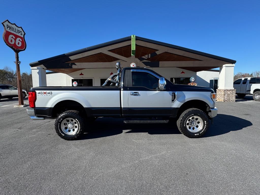 2020 Ford F-250 Super Duty XL's photo
